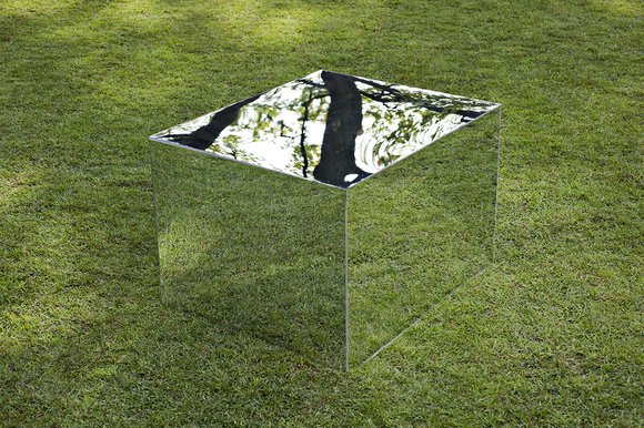 Svartjord gameofmirrors 02 72dpi 2mb