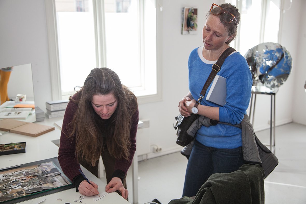 Randi nygård i sitt atelier 2018