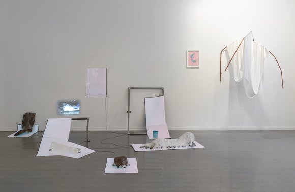 Installation view 03 bakketun