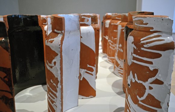 Arbeid for gulv, detalj 2. 150 mønepanner. beth wyller 2014