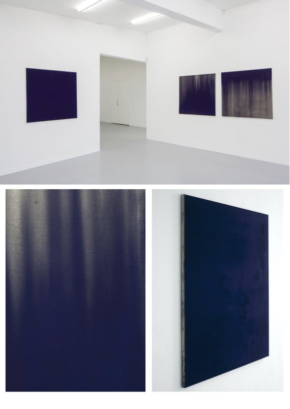 Indigo monochromes