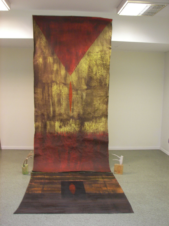 2. fødsel i fiendeland,installasjon av to acrylmalerier et hengende og et liggende acryl på lerret 350x160cm årstall 2017.torild rødlandjpg