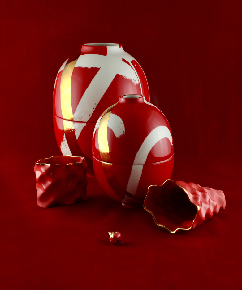 The “Still life” compositions, consisting of pieces from two design collections: “Egg Vessels” and “Ø wave set” and jewelry collections: “La Traviata” and “Created at
The compositions are a visual study and the reflection of the perception of material art. The same pieces can be portrayed in a classic white cube setting or work as individual collectible design pieces. By putting the porcelain objects together into the still-life compositions they shift the meaning and function of the art piece to a 2-dimensional still-life. Pieces from the collections function on their own. In a new context dimension by adding specific lighting, color background, and movement The change is in its value and its perception.