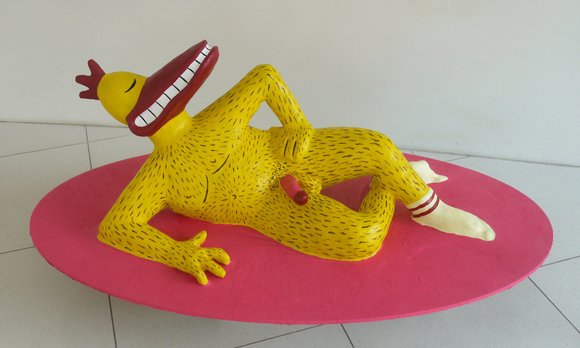 001 nyesokker 180x80x70cm pappmasje