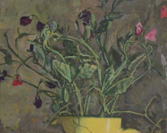 Erteblomster i gul mugge