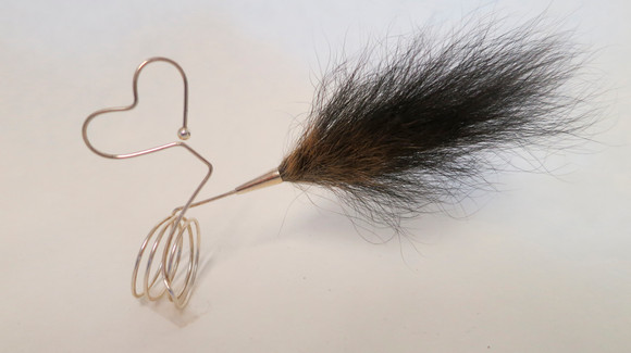 Wag my tail (cause i can't), ring 2012, found object (ekornhaletipp), sølv 925